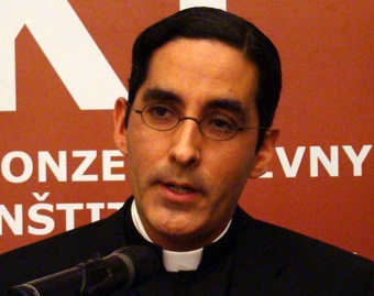 Father Guarnizo